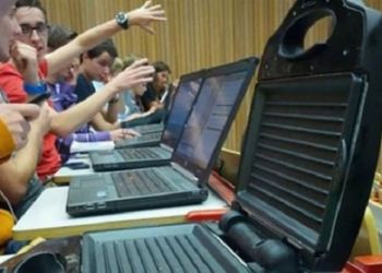 Жизненные снимки, в которых отсутствует логика: 40 фото